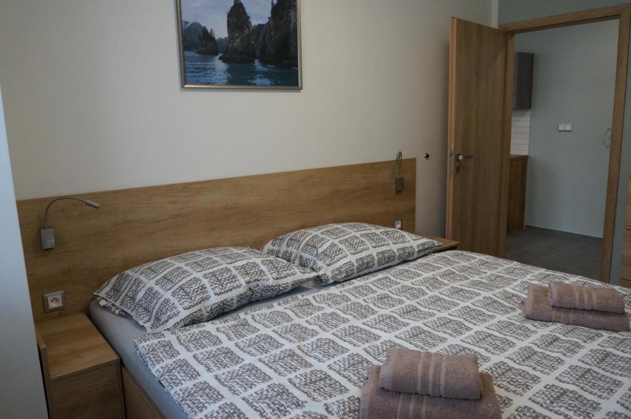 Rezidence Belehradska Apartment Most Ngoại thất bức ảnh